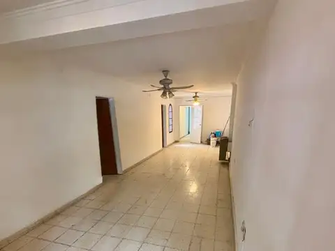 Casa en Venta en Neuquen, USD 300.000