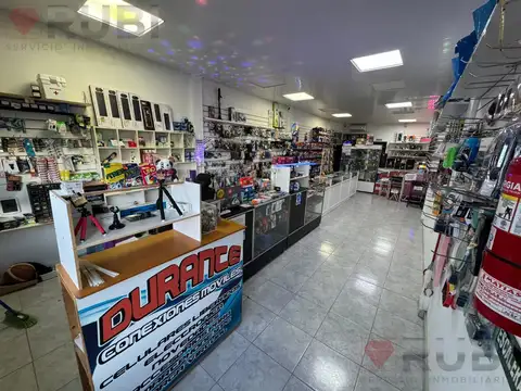 CASA CON LOCAL COMERCIAL EN VENTA - SIERRA GRANDE