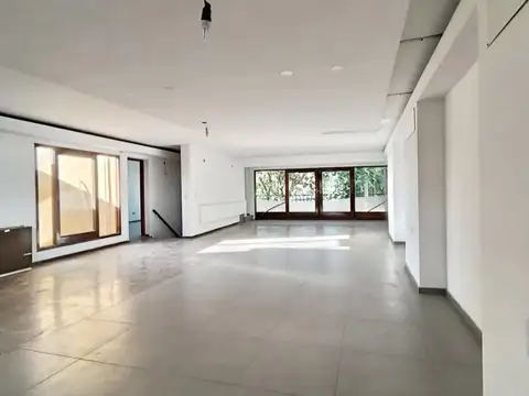 OPENHOUSE alquila fabuloso local en Pedro Molina