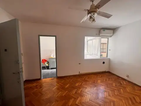 3 De Febrero 2300, Piso 3