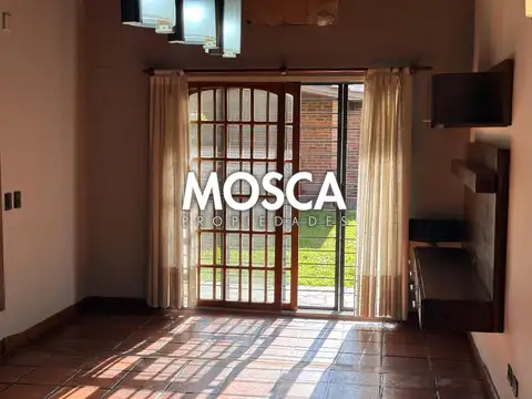 Casa en Alquiler al Este