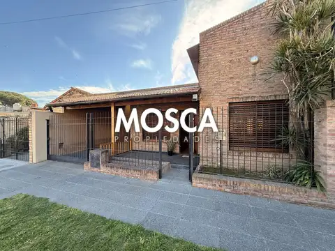 Casa en Moreno apta a credito  bancario