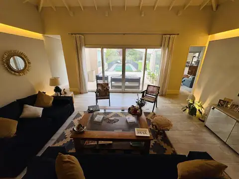 AYRES DEL PILAR 100