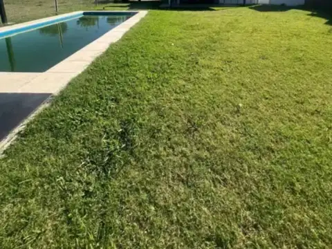 CASA EN VENTA 2 DORMITORIOS IBARLUCEA CON PILETA