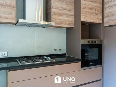 Departamento 4 ambientes con 3 baños