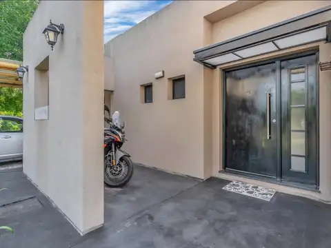 Casa en Venta en Manzanares Chico, USD 169.000