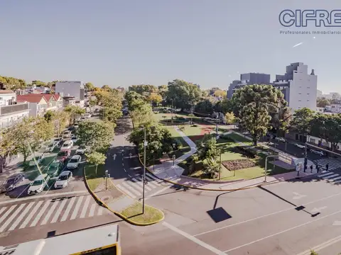 Monoambiente en edificio de categoría con balcón, hermosa vista abierta.Aménitis.