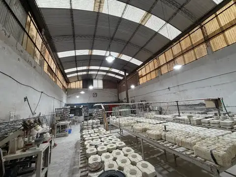 Galpón en venta - Berazategui