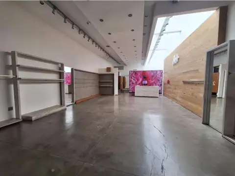 Local en Alquiler 10 años