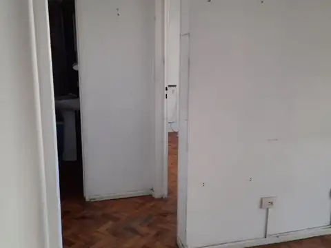 J M Serrano 300, Piso 5