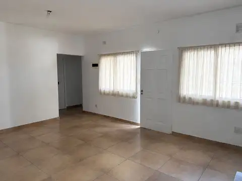Depto Tipo Casa en Venta con 1 cocheras