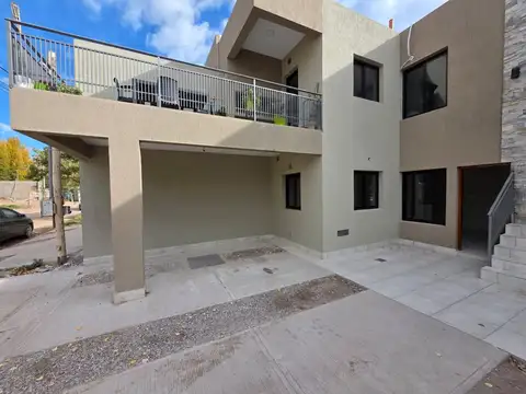 Elpidio Gonzalez 100