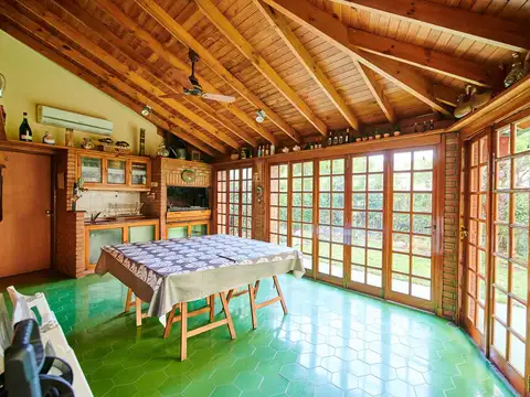 Venta Dpto 5 amb Palermo Botánico c/ dependencia. Parrilla. 2 Cocheras fijas