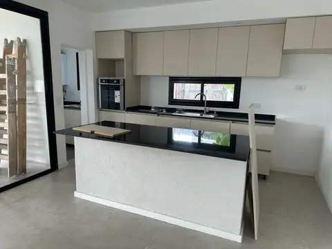 Casa en Venta 1 año