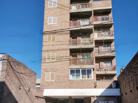 SE VENDE DPTO CENTRICO, COCHERA OPCIONAL DISPONIB 