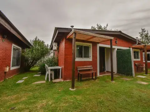 Casa 9 ambientes con 6 baños