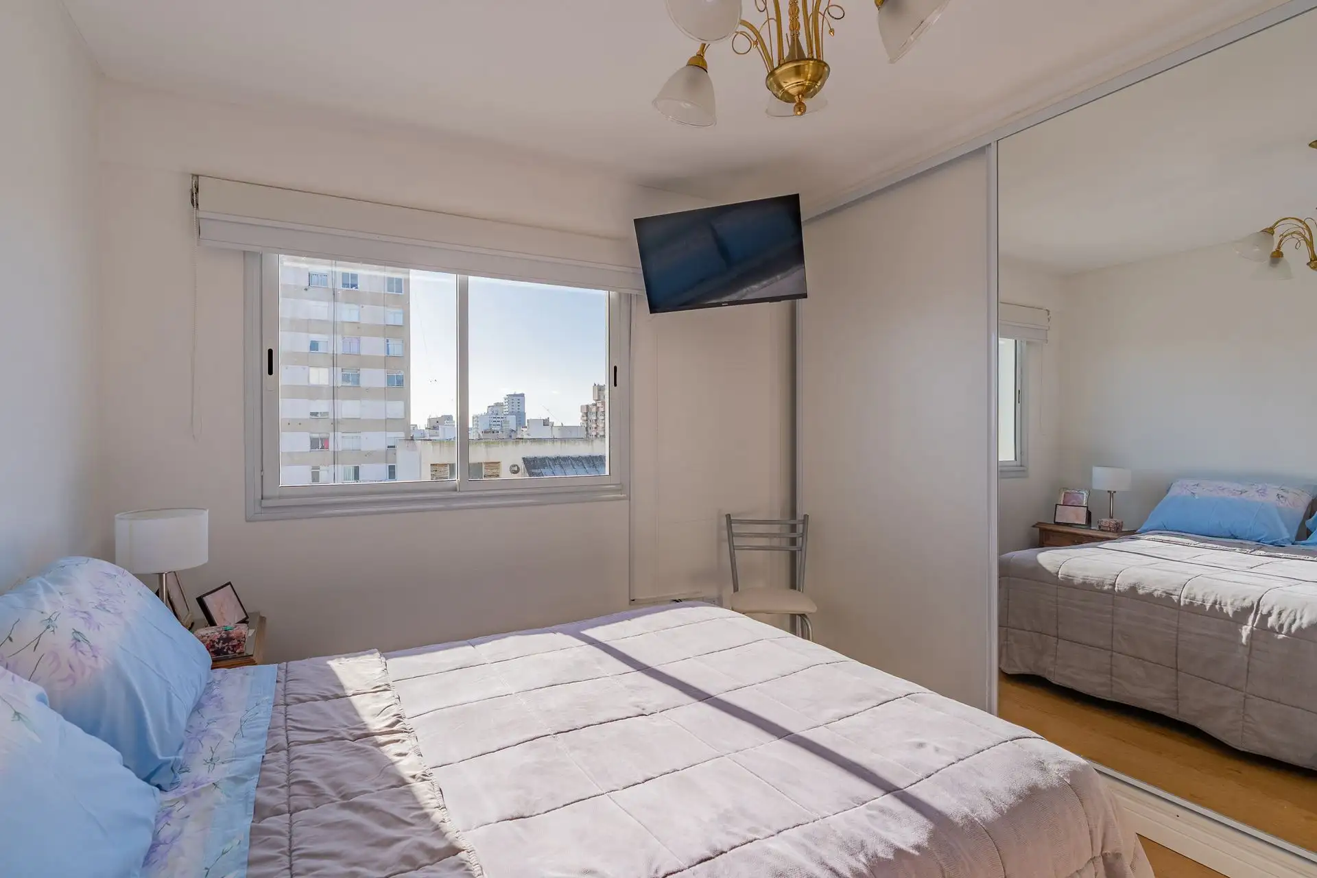 VENTA DEPARTAMENTO 2 AMBIENTES CENTRO COCHERA