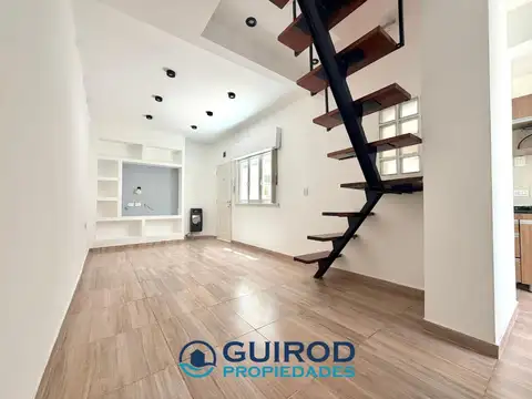 VENTA PH 4 AMBIENTES A CUADRAS DE LA PLAZA ARENALES