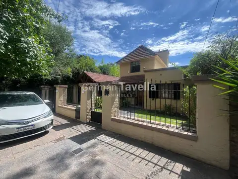 APTA CREDITO Venta de Casa 4 Amb. Parque Leloir, ituzaingo