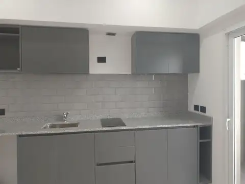 Departamento en Alquiler en Temperley, $ 600.000