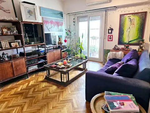 Departamento en venta - 3 Dormitorios 2 Baños - 76Mts2 - Flores