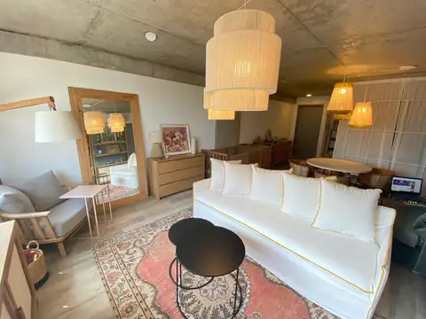 Av. Del Libertador 2435, Olivos