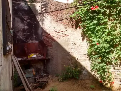 Galpon en Venta 10  mts Frente