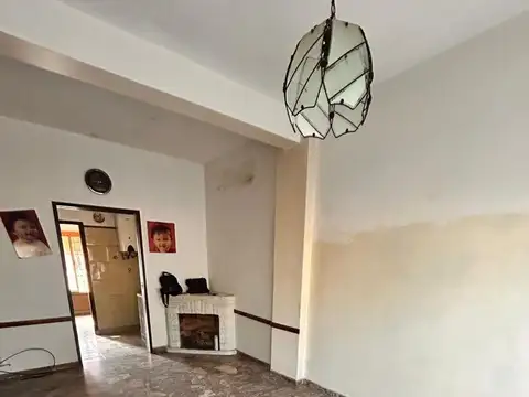 VENTA CASA 3 ambientes VILLA LUZURIAGA