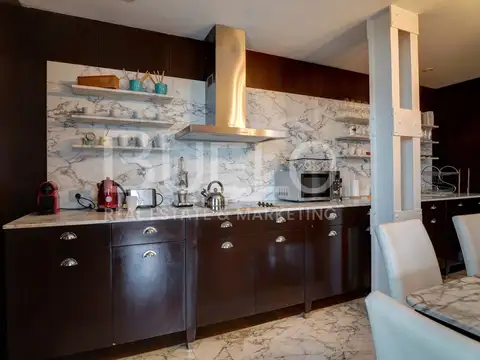 Departamento en Alquiler con 1 cocheras
