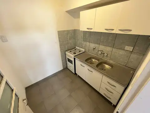Departamento 4 ambientes con 1 baño