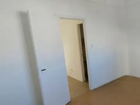 Depto Tipo Casa en Alquiler 70 años