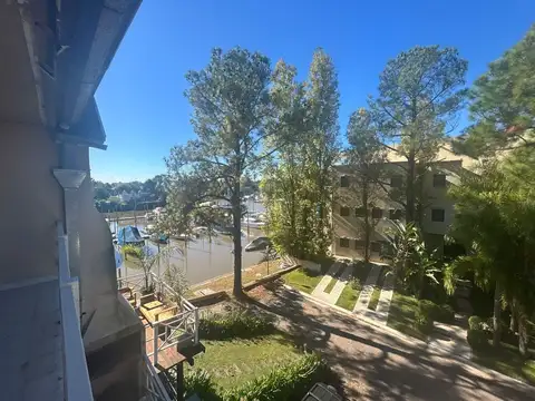 Venta Depto 5 amb. con balcón cochera  amarra. 