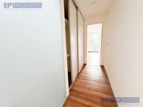 Casa 3 ambientes con 2 baños