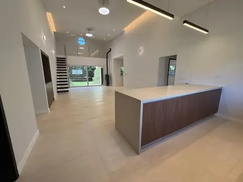 Casa en alquiler y venta Barrio Cerrado Ketucky FUNES
