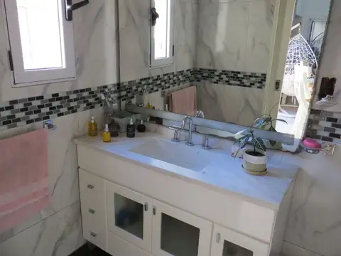 PH 4 ambientes venta Lanús Este con quincho