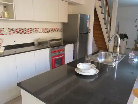 Depto Tipo Casa en Venta 88 años