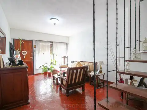 Casa en Venta en Barrio Parque, USD 150.000