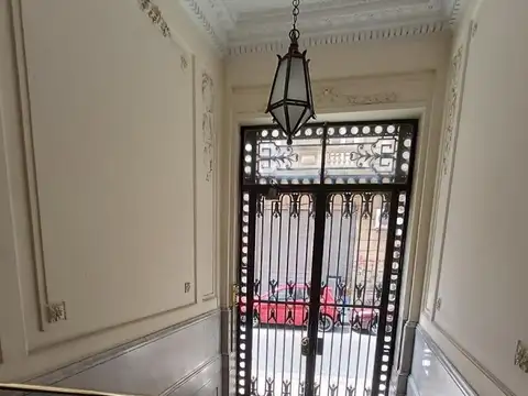 Avenida Rivadavia 1200