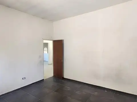 Depto Tipo Casa en Alquiler con 2 cocheras