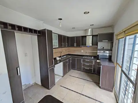 Casa en Venta en Villa Adelina, USD 150.000