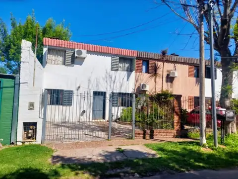 Dúplex en venta con cochera en José C. Paz