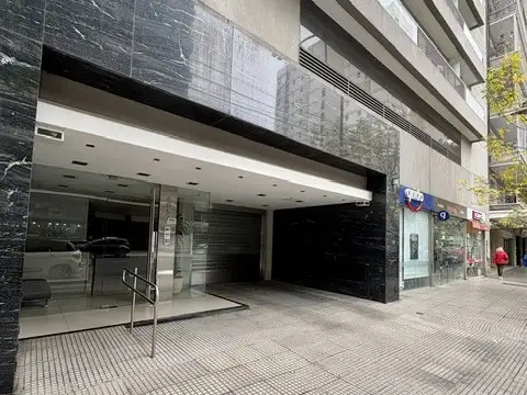 EXCELENTE DOS AMBIENTES. EDIFICIO DE CATEGORÍA. SUPER LUMINOSO.
