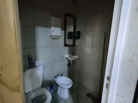 Local en Venta en Barrio Matheu, USD 99.000