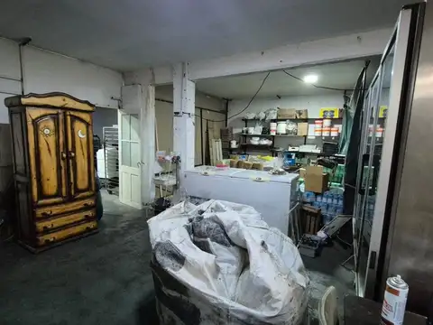 Local en Venta 65 años