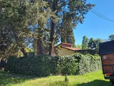 Excelente Terreno en esquinsa en venta de 320m2 ubicado en Muñiz