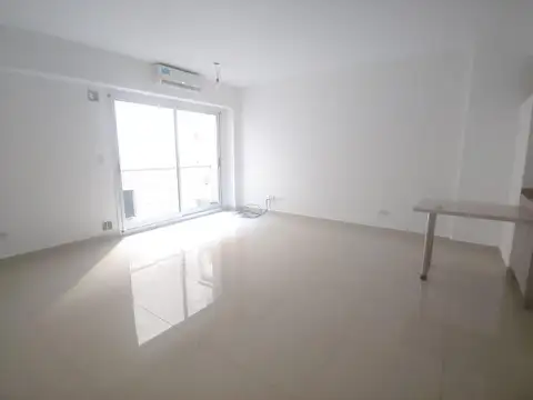 Rio de Janeiro 600 Monoambiente con balcón en Zona Parque Centenario