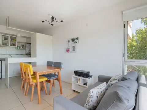 VENTA DE DEPARTAMENTO 2 AMBIENTES C/BALCÓN EN LANÚS OESTE G.B.A.