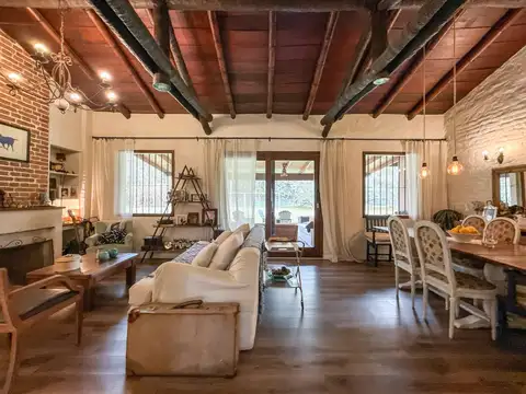 Casa en Venta en Villa de Mayo, USD 397.000