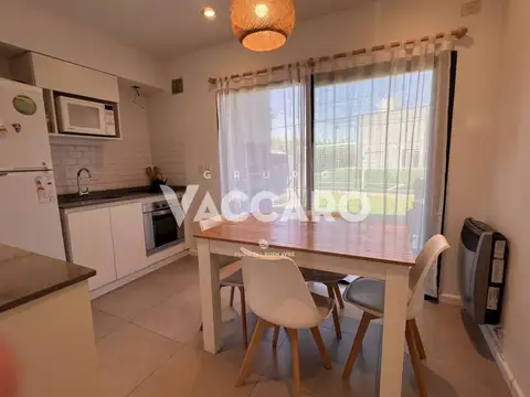 Casa 3 ambientes con 2 baños