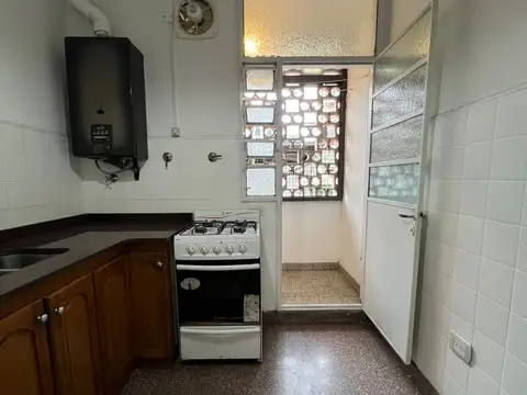 Rosales 200, Piso 2
